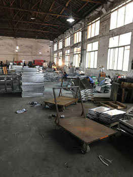 鐵垃圾桶果皮箱生產線